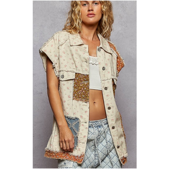 POL Natural Floral Print Denim Frayed Detail Sleeveless Vest - Picture 4 of 4